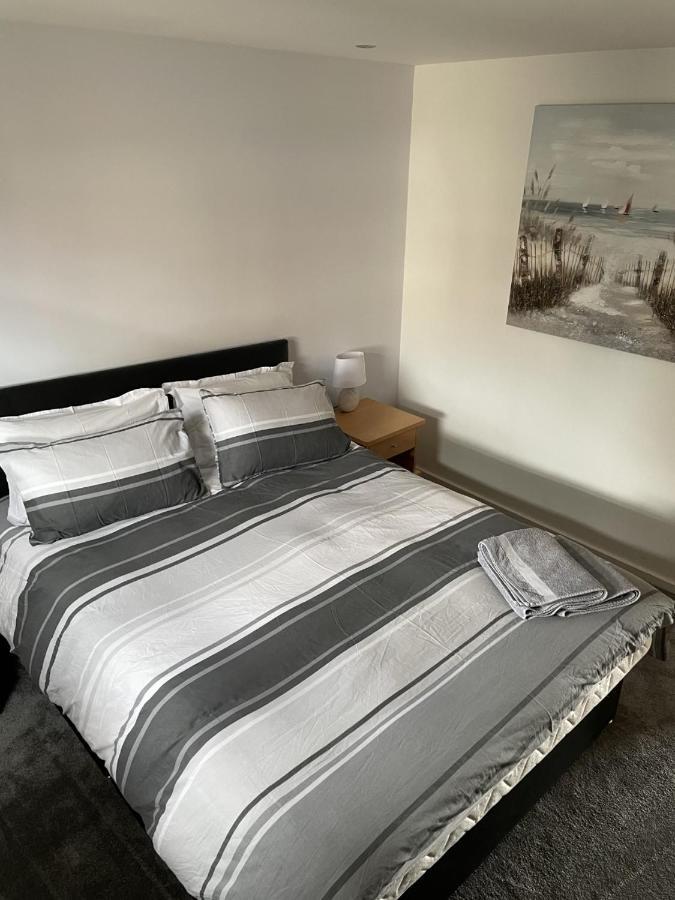 Beach Front Ground Floor Apartment Llanelli Zewnętrze zdjęcie